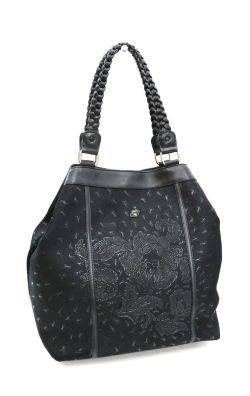 Carray�i�L�����[�j